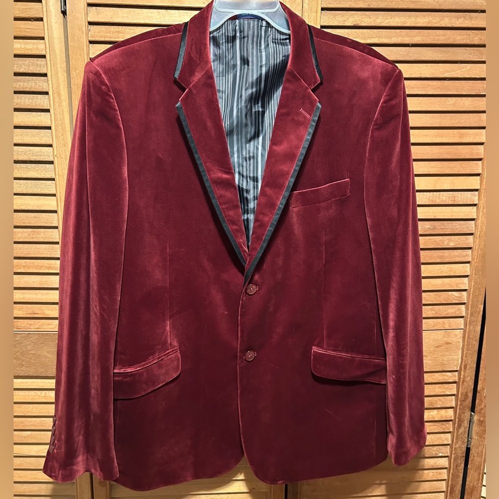 Blu Martini Elegant Rich Burgundy Velvet Formal Blazer with Black Trim